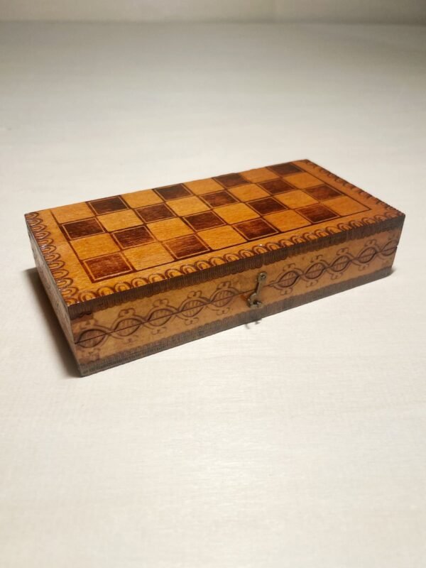 Scacchiera da viaggio in legno - immagine 5