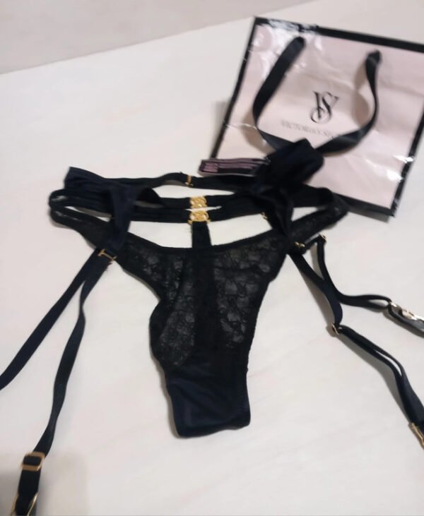 Lingerie alta moda Victoria's Secret - immagine 6